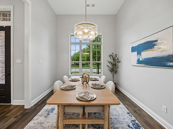 4th image of 741 Angelina Ln