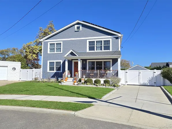 3067 Xavier Court, Oceanside, NY 11572