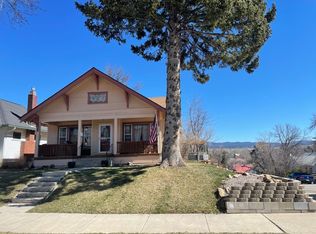703 6th Ave N, Lewistown, MT 59457