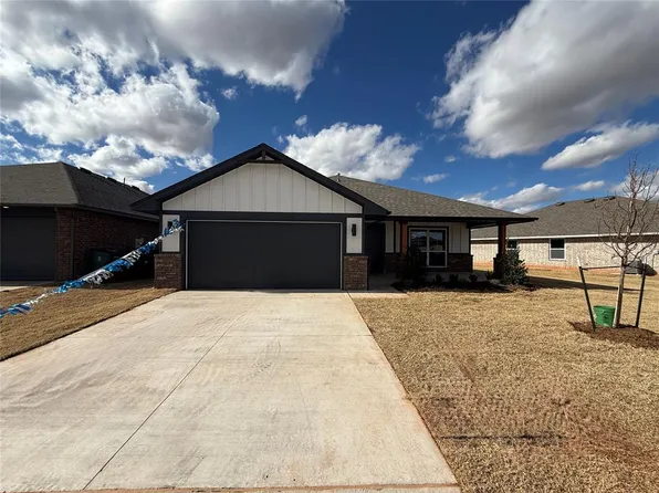 18221 Austin Ct, Edmond, OK 73012