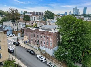 183 Thorne St, Jersey City, NJ 07307