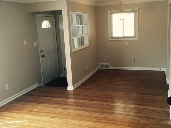 3rd image of 21766 Lambrecht Ave