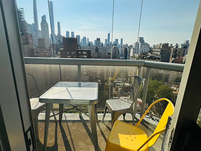 188 E 64th St #1506 — Photo 24