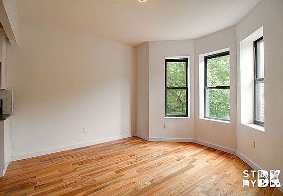 4th image of 493 Prospect Pl APT 4A