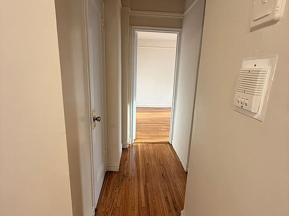 4th image of 120 Kenilworth Pl #2
