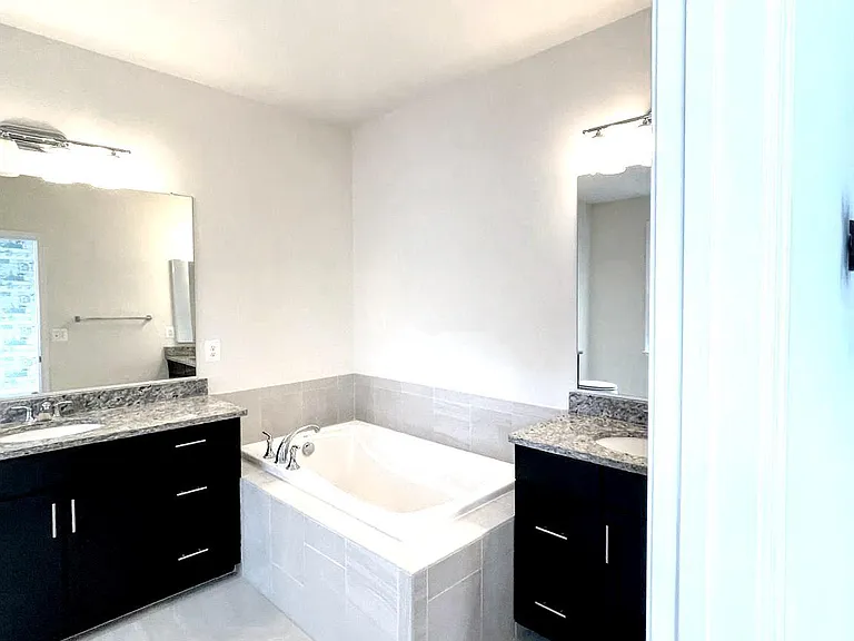 24558 Rosebay Ter — Photo 14