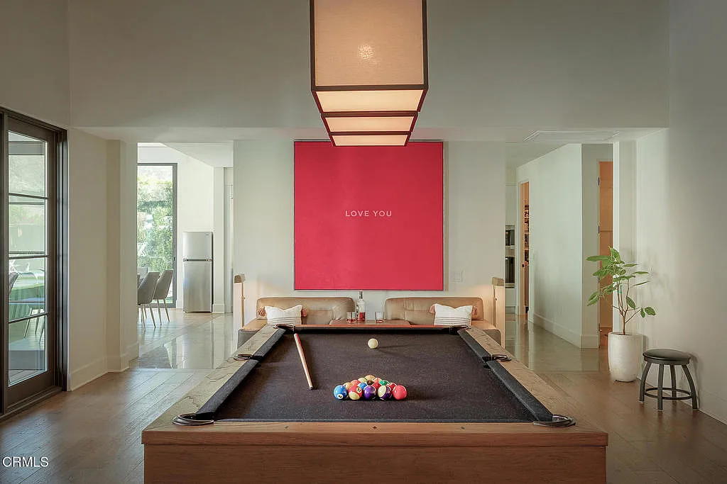 5 bed, 5.0 bath, 4874 sqft, $45,000 — Photo 4
