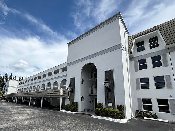 2nd image of 800 E Camino 408