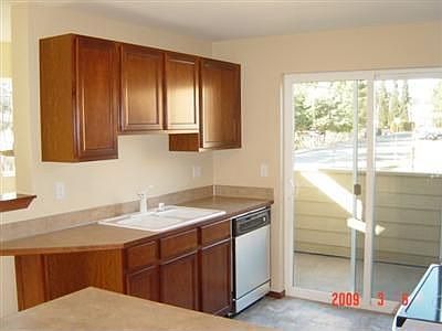 5th image of 20064 15th Ave NE