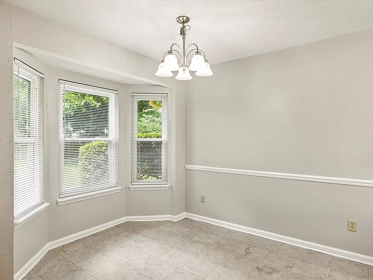 3232 Riddle Dr — Photo 14