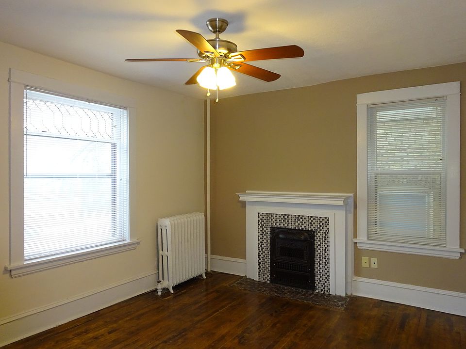 1st image of 1915 1st Ave S APT 3