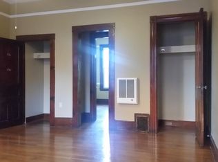 3 Irving St APT 4, Worcester, MA 01609