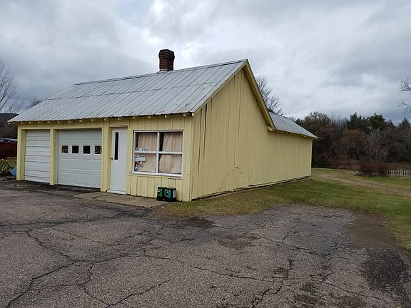 Front/ Right side garage