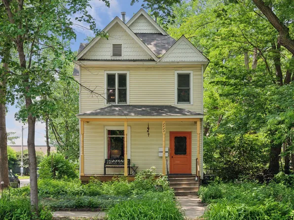 2420 25th Ave S, Minneapolis, MN 55406