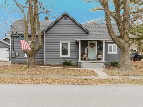 1003 Jefferson Ave, Johnston City, IL 62951