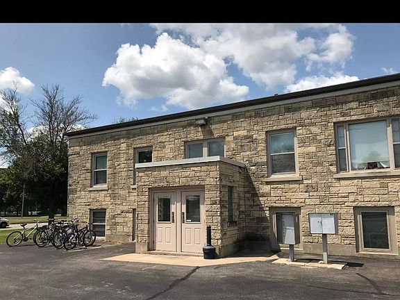 2nd image of 256 E Sarnia St APT 12