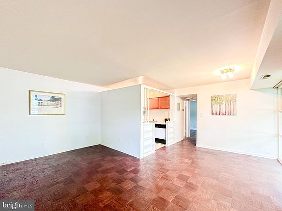 3rd image of 4251F Americana Dr #104
