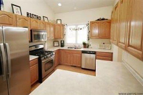 2nd image of 3585 Canton Dr