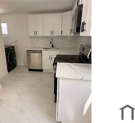 4th image of 173 Fairview Ave Unit 3