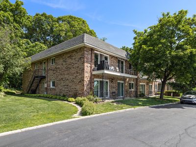 191 Hillcrest Ter APT 2A, Bloomingdale, IL, 60108