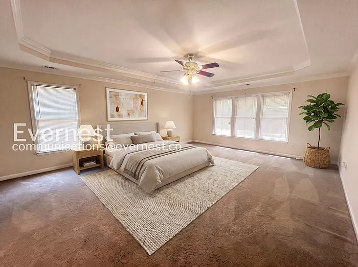 5 bed, 4.0 bath, 3428 sqft, $3,395 — Photo 4