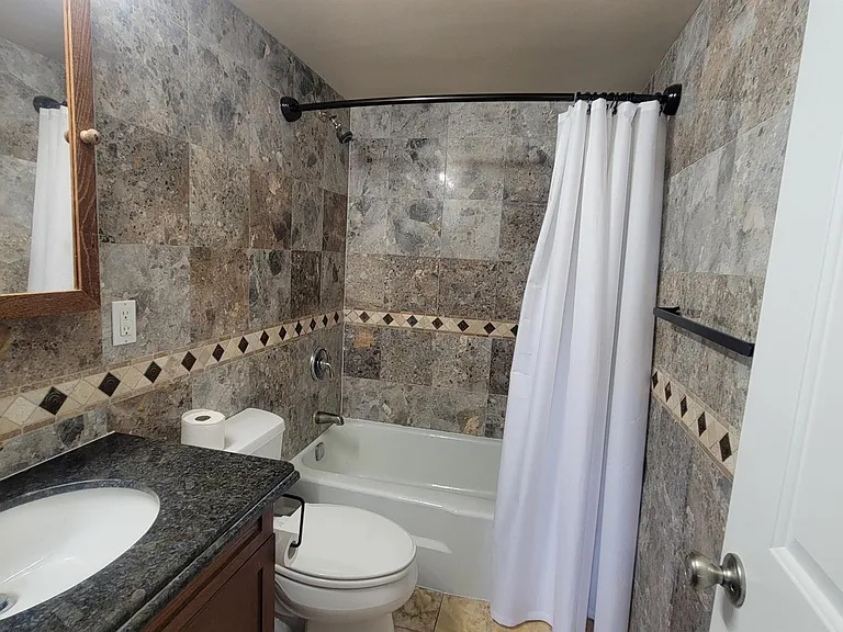 4500 N Federal Hwy #358G — Photo 7