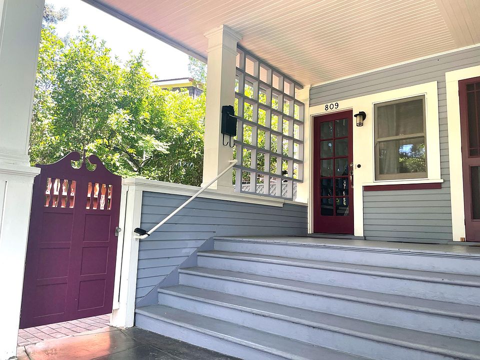 Flat and gate to your exclusive use patio/garden