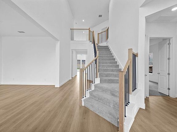 6th image of this home