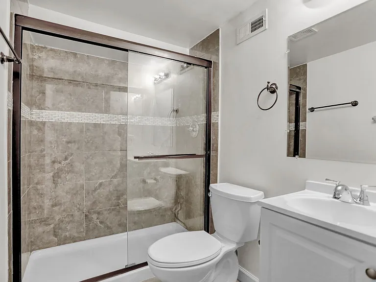 421 Elrino St — Photo 14