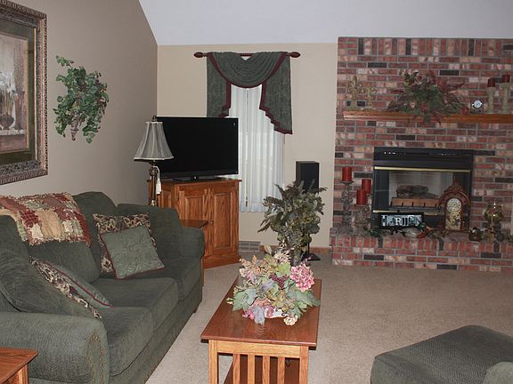 2nd image of 1720 Celek Dr