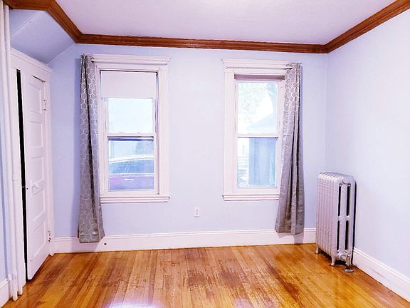2nd image of 19-21 Woodward St