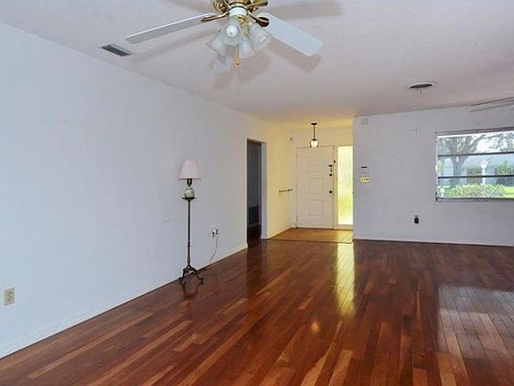 2nd image of 6956 Antigua Pl