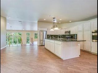 24 Sundown Pkwy, Sundance, TX 78746