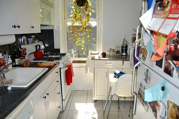 Rented by Oak Tree LLC | media 17