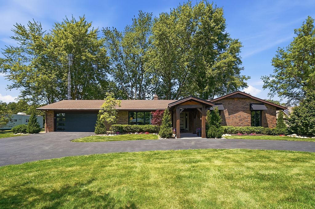 11120 Fairview Dr - Property Image