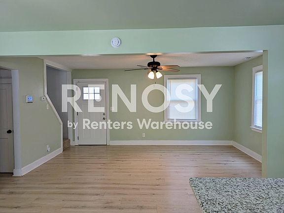 5th image of 981 Wolcott Ave