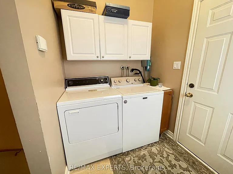 176 Kingsview Dr #BASEMENT — Photo 9