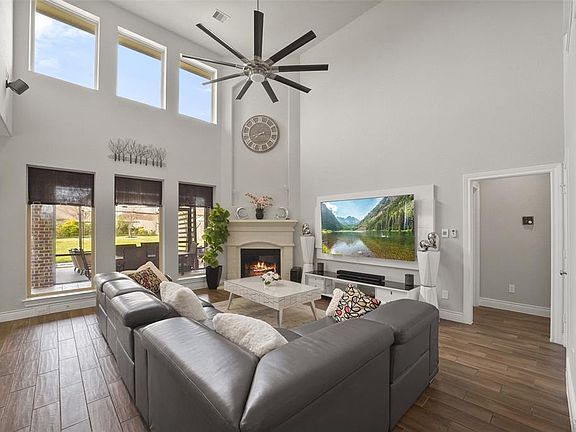 5th image of 9223 Holloway Cliff Lane