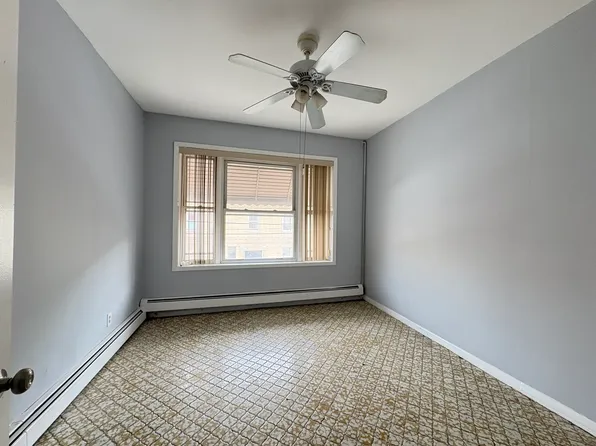 113 Baldwin Avenue image 3 of 6