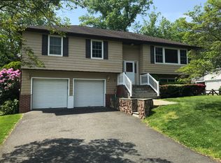 9 Thorne Pl, Rye, NY 10580