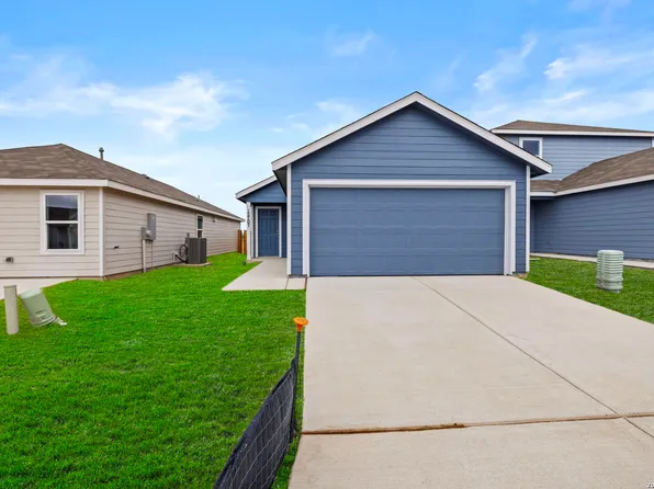 12711 Kathleen St, St Hedwig, TX 78152