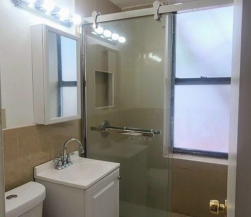 5th image of 41-39 52nd St #5