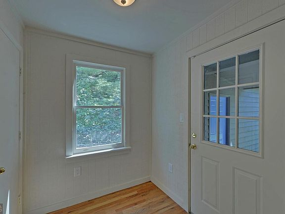 3rd image of 1799 Seed Lake Rd