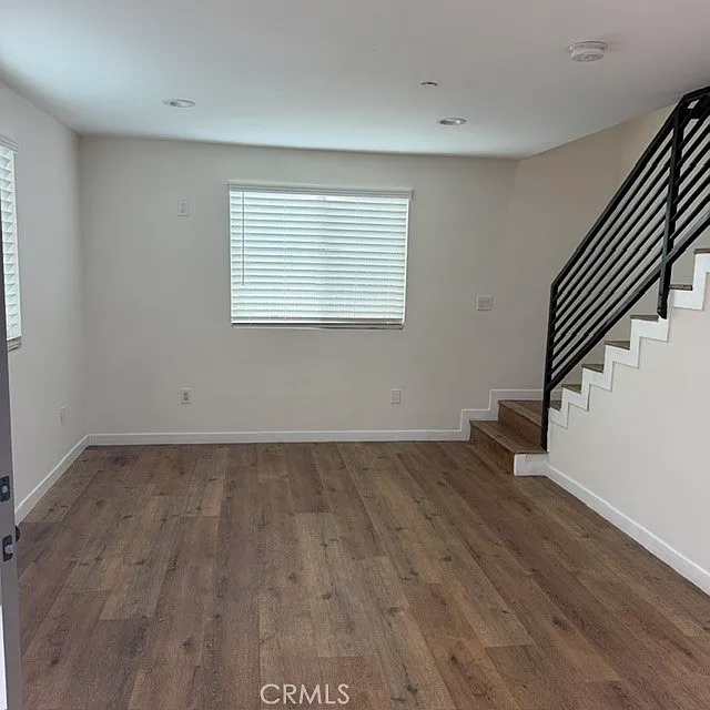 3 bed, 2.5 bath, 1040 sqft, $3,500 — Photo 4