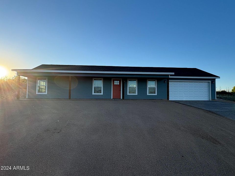 1st image of 283 N Gila Drive