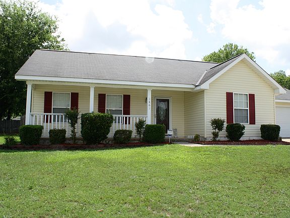 3rd image of 3861 Southwood Trace Ln