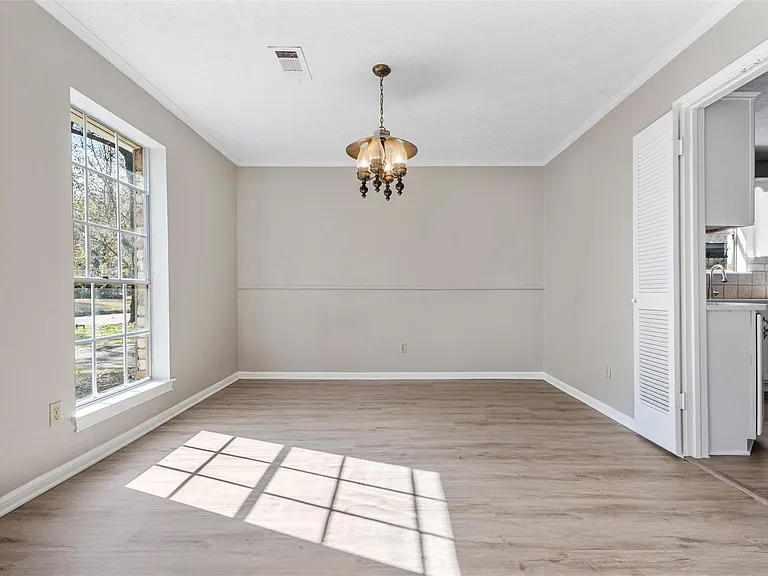 4106 Cypress Hill Dr — Photo 4