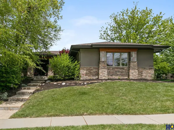 6730 Wildrye Rd, Lincoln, NE 68521