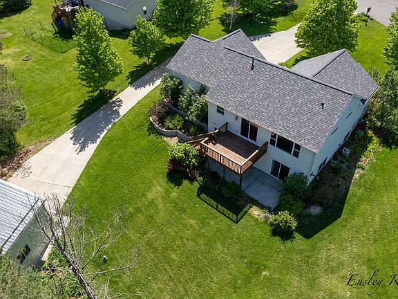 4th image of 4681 Red Bud Ct N