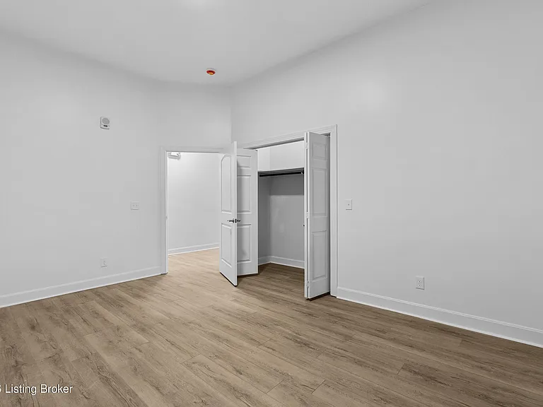 540 S 4th St #401 — Photo 21